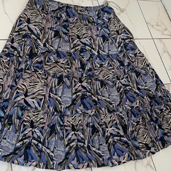 Beautiful Plus Size Abstract Artsy  BOHO MIDI/Maxi Tiered  Skirt - Picture 5 of 6